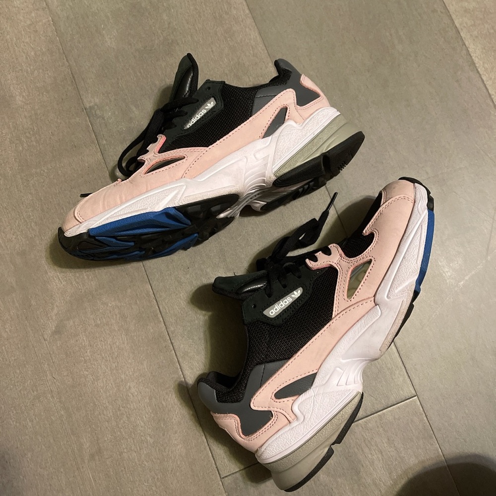 Adidas Falcon - black/pink - women’s size 7.5